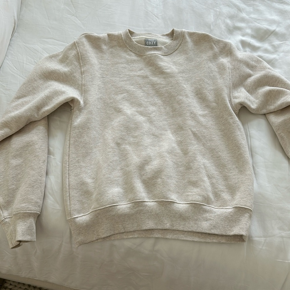 Aritizia Cream Sweater - Picture 2 of 4